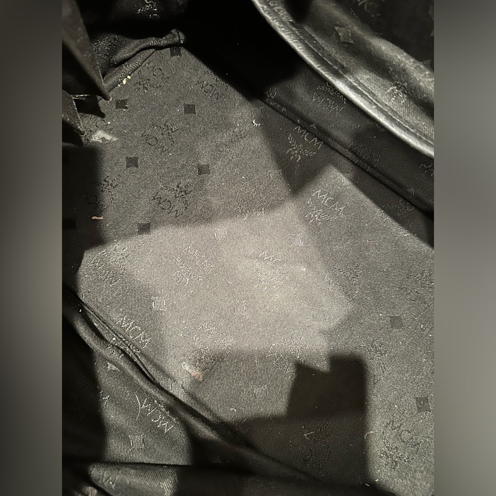 🖤🖤 MCM Boston Bag EUC 🖤🖤 - Picture 6 of 15